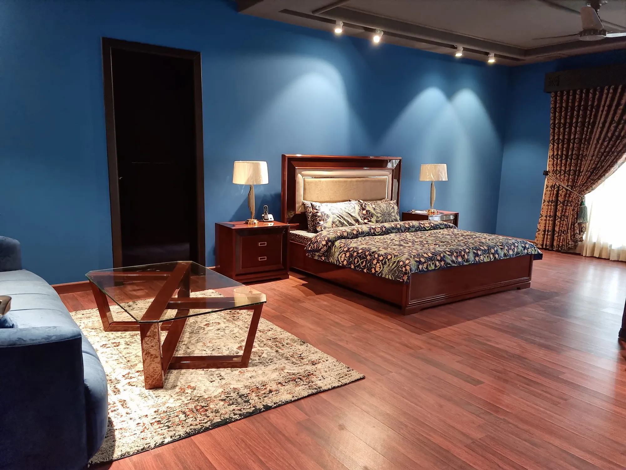 Furnishing & Drapery — image 9