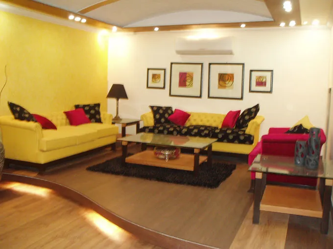 Yellow — image 3
